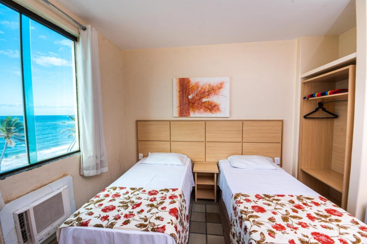 Hotel Dan Inn Express Salvador By Nacional Inn Exterior photo