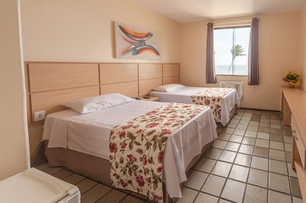 Hotel Dan Inn Express Salvador By Nacional Inn Exterior photo